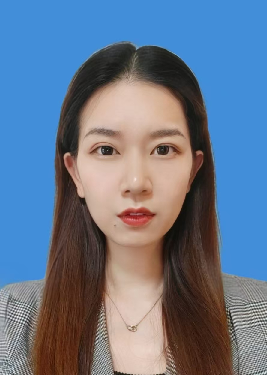 邹雅纯